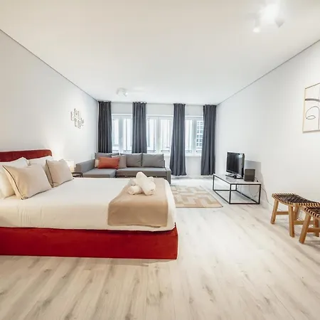 Guest Downtown Flats דירה *